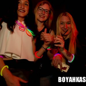 Boyahkasha_Glow_FabianOdermatt-103
