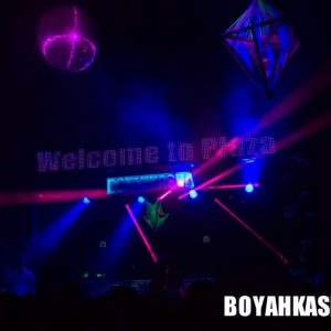 Boyahkasha_Glow_FabianOdermatt-111