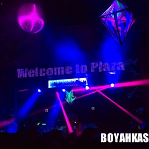 Boyahkasha_Glow_FabianOdermatt-112