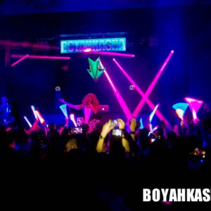 Boyahkasha_Glow_FabianOdermatt-123