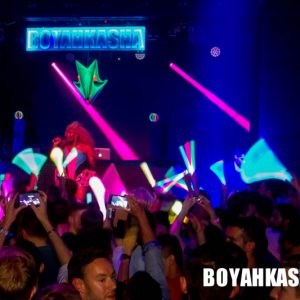 Boyahkasha_Glow_FabianOdermatt-125
