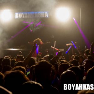 Boyahkasha_Glow_FabianOdermatt-130