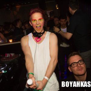 Boyahkasha_Glow_FabianOdermatt-156