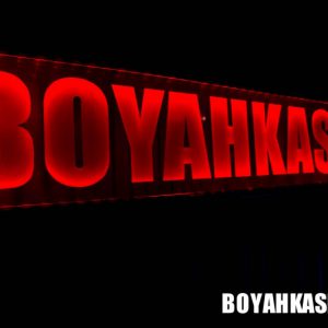 Boyahkasha_Glow_FabianOdermatt-16