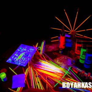 Boyahkasha_Glow_FabianOdermatt-2