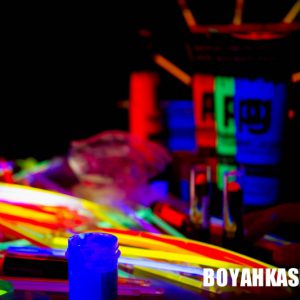 Boyahkasha_Glow_FabianOdermatt-3