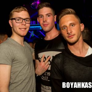Boyahkasha_Glow_FabianOdermatt-56