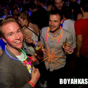 Boyahkasha_Glow_FabianOdermatt-65