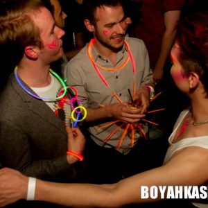 Boyahkasha_Glow_FabianOdermatt-79