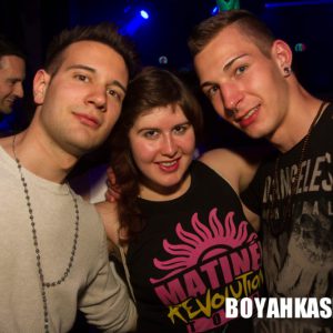 Boyahkasha_Glow_FabianOdermatt-85