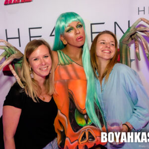 Boyahkasha_Glow2018_Meet_2048px-1039