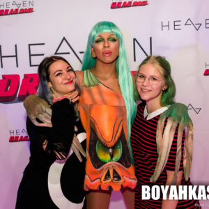 Boyahkasha_Glow2018_Meet_2048px-1072