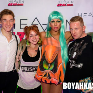 Boyahkasha_Glow2018_Meet_2048px-1083