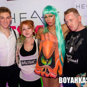 Boyahkasha_Glow2018_Meet_2048px-1084