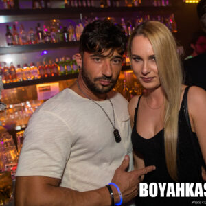 Boyahkasha_Glow2018_Party_2048px-1033