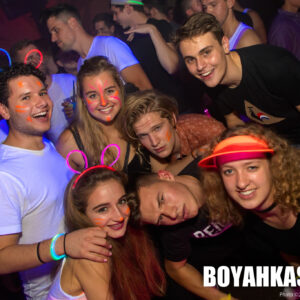 Boyahkasha_Glow2018_Party_2048px-1043