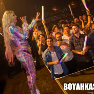 Boyahkasha_Glow2018_Party_2048px-1101