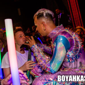 Boyahkasha_Glow2018_Party_2048px-1116