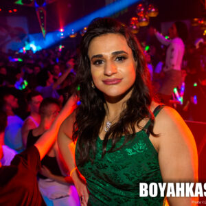 Boyahkasha_Glow2018_Party_2048px-1121