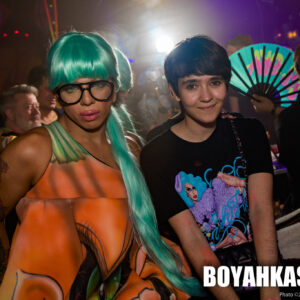 Boyahkasha_Glow2018_Party_2048px-1126