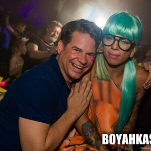 Boyahkasha_Glow2018_Party_2048px-1130