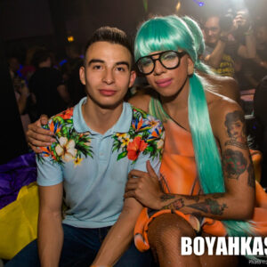 Boyahkasha_Glow2018_Party_2048px-1134