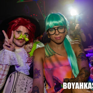 Boyahkasha_Glow2018_Party_2048px-1140