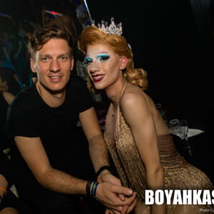 Boyahkasha_Glow2018_Party_2048px-1148