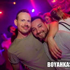 Boyahkasha_Glow2018_Party_2048px-1162