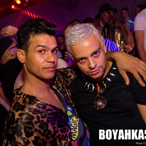 Boyahkasha_Glow2018_Party_2048px-1164