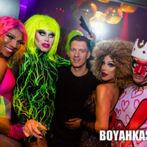 Boyahkasha_Glow_12102019_Meet_2048px-1009