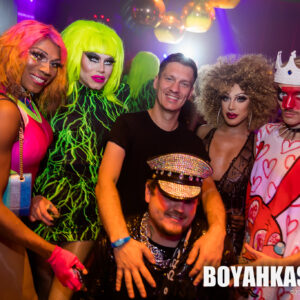 Boyahkasha_Glow_12102019_Meet_2048px-1012