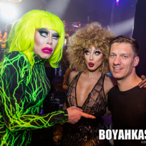 Boyahkasha_Glow_12102019_Meet_2048px-1040