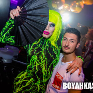 Boyahkasha_Glow_12102019_Meet_2048px-1062