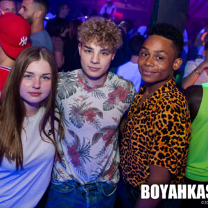 Boyahkasha_Glow__12102019_2048px-2019