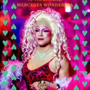 Chateau25-MercedesWonderbra